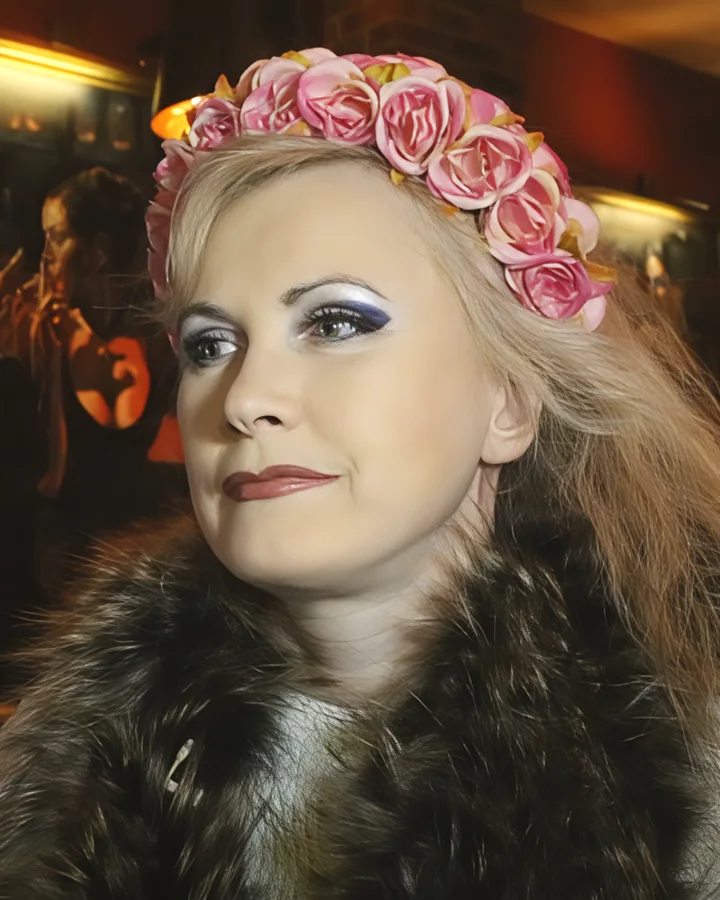 Светлана Разина, соосновательница «Феи»; съёмка 22 апреля 2015 года. Портрет солистки, не группы конца 1980-х.
