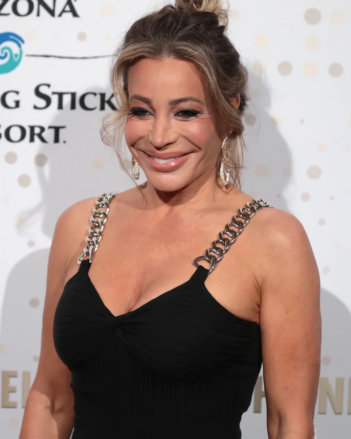 Taylor Dayne at the 2023 Gateway Celebrity Fight Night in Phoenix, Arizona. Categories: Taylor Dayne; Photographs by Gage Skidmore; 2023 Gateway Celebrity Fight