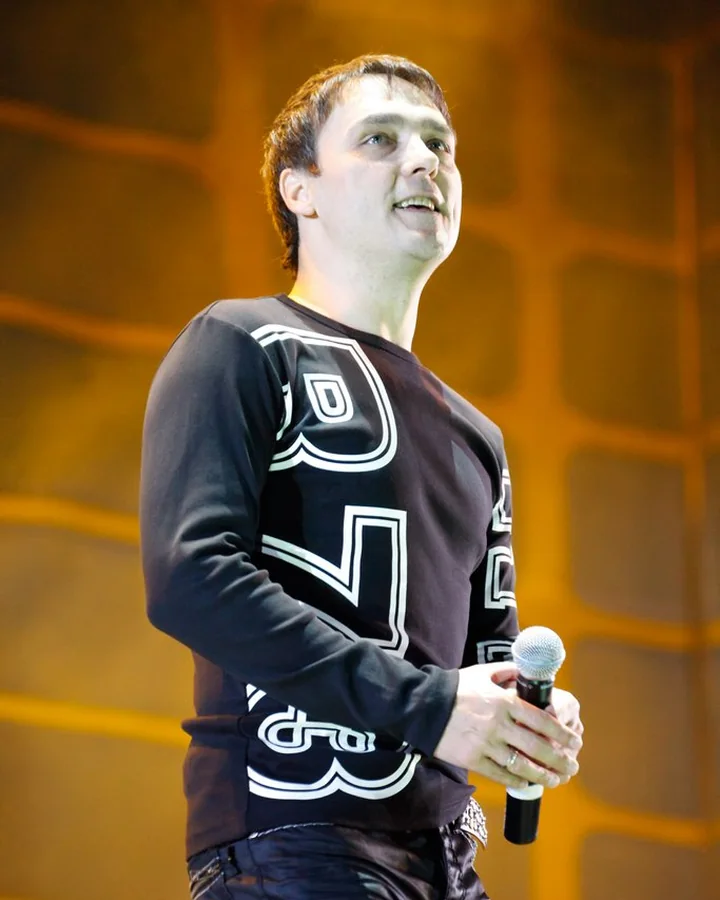 Юрий Шатунов на сцене, 2011
